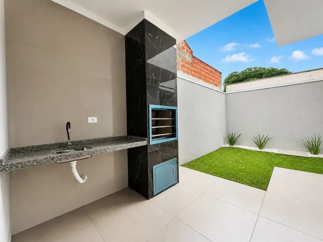 Casa à venda no Jardim Itaparica em Maringá | 3 quartos