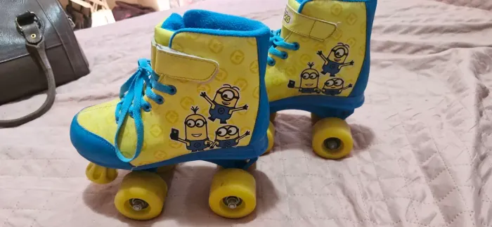 Patins Minions 4 rodas Tam 33/34