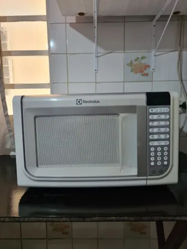 Microondas Electrolux 31 Litros MEF41
