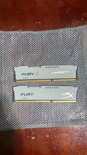 Memória RAM HyperX Fury 8GB (2x4GB) DDR3 1866MHz CL10