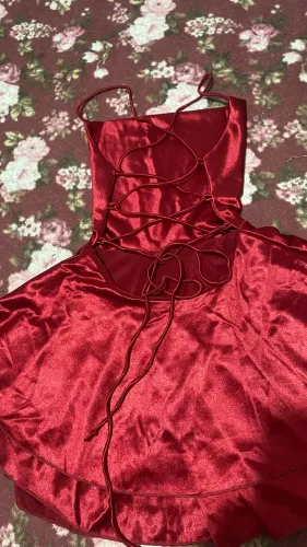 Vestido vermelho shein