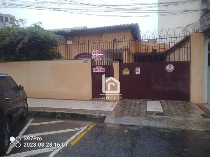 Oportunidade: Ótima Casa 3 quartos na melhor localização do Centro de Vila Velha-ES!!