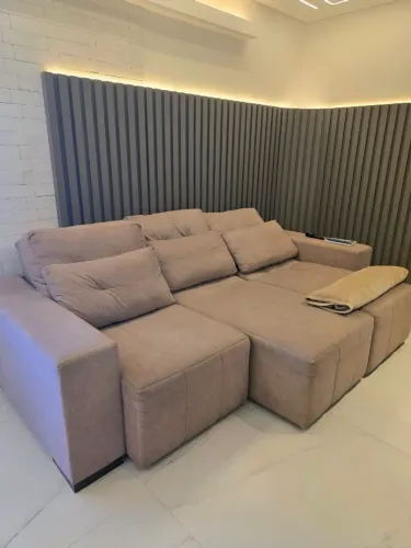 Vendo sofá retrátil 3 lugares