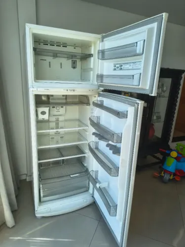 Geladeira Brastemp Frost Free 440L