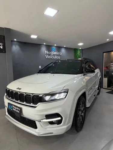 Jeep Commander Overland T270 1.3 TB Flex AUT 2025