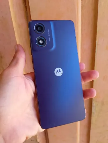 Moto g04s