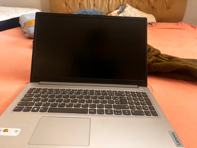 Notebook Lenovo i3