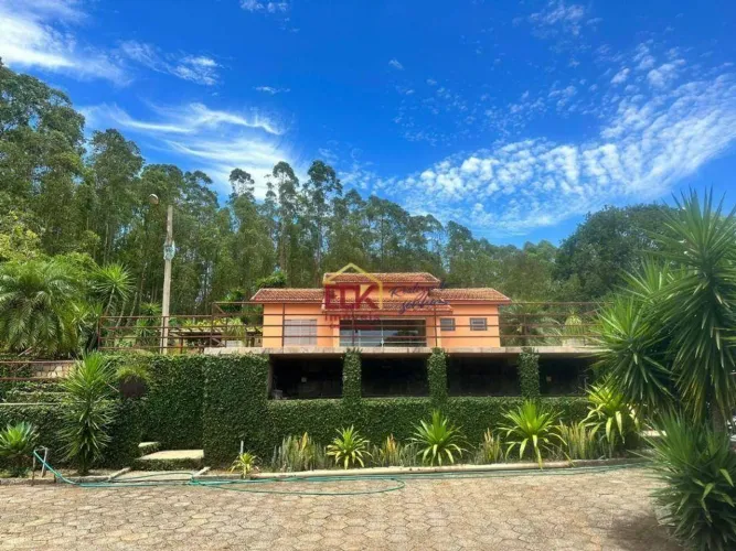 Sítio com 7 dormitórios à venda, 145200 m² por R$ 3.000.000 - Zona Rural - Paraisópolis/MG