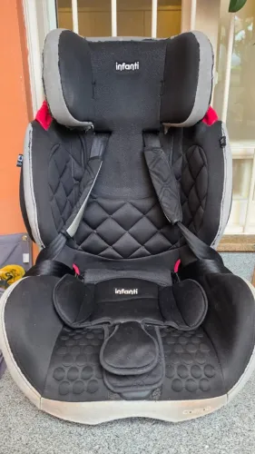 Cadeira Infanti Cockpit - 9 à 36 kg