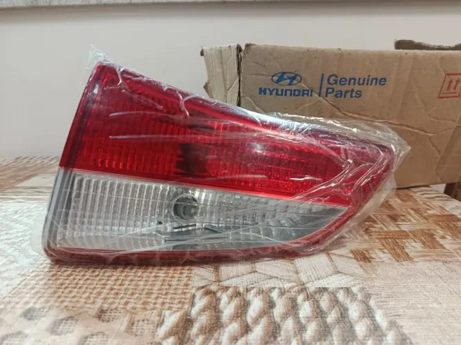 Lanterna Traseira Direita HB20 Hatch (2012 a 2015) - ORIGINAL HYUNDAI NOVA! NUNCA USADA