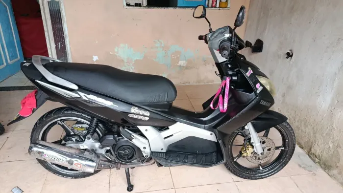 Moto Neo 115 cilindrada 