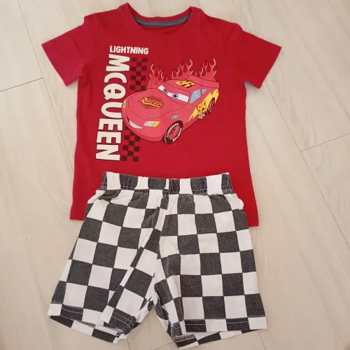 Conjunto curto (camisa e short) tamanho 3