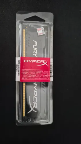 Memória RAM Kingston HyperX Fury 8GB DDR3 1600MHz - Lacrada/Nova
