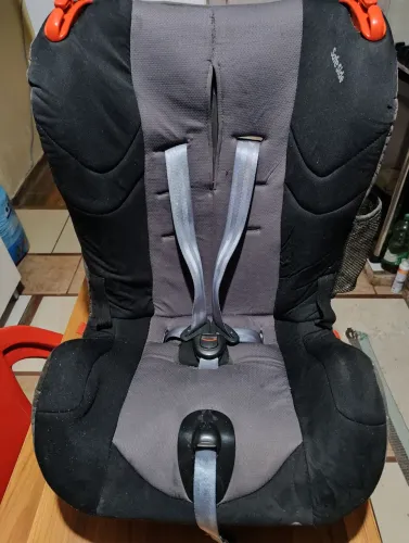 Cadeirinha Carro + Assento Booster + Cadeira Alimentação