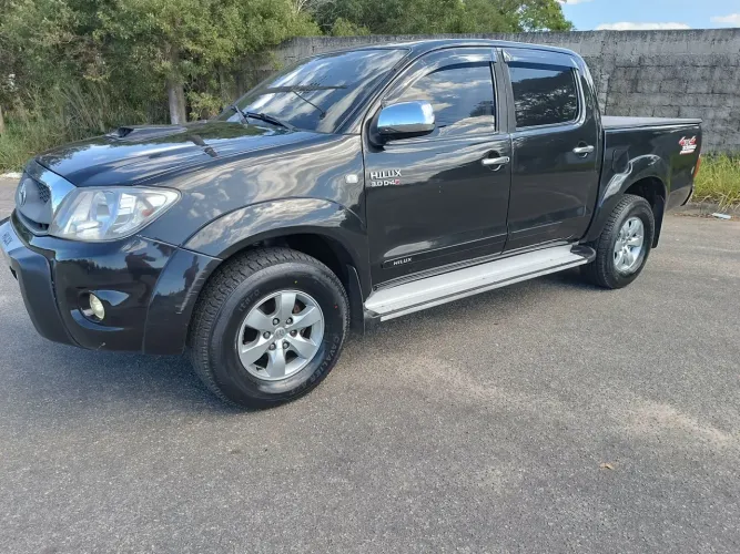 Toyota Hilux CD SRV D4-d 4X4 3.0 TDI Diesel AUT 2008
