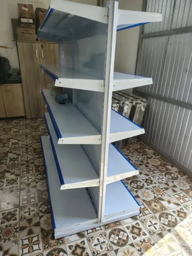 Vendo Gôndolas 