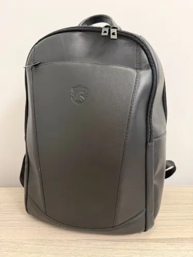 Mochila Nordweg NW074B em Couro Preta | Estado de Nova | Garantia Vitalícia | NF