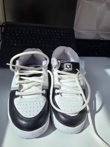 TENIS DE SKATE DO CHARLIE BROWN