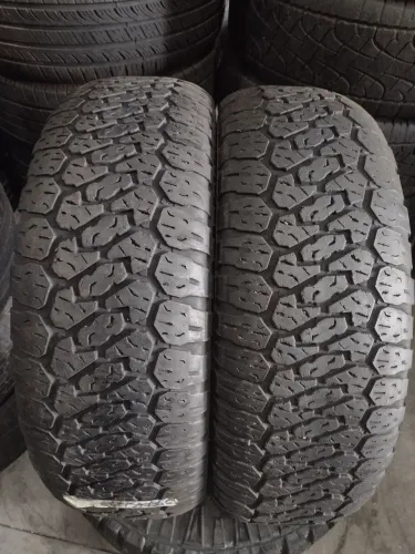Pneus 255/65/17 firestone