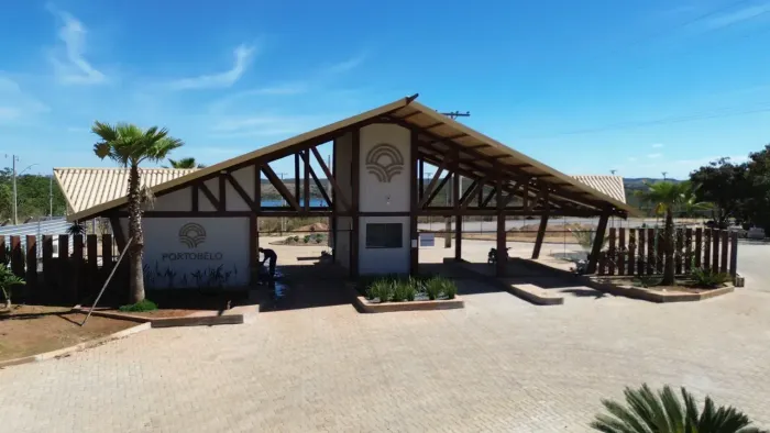 Imóvel para venda tem 1000 metros quadrados em Taguatinga Centro - Brasília - DF
