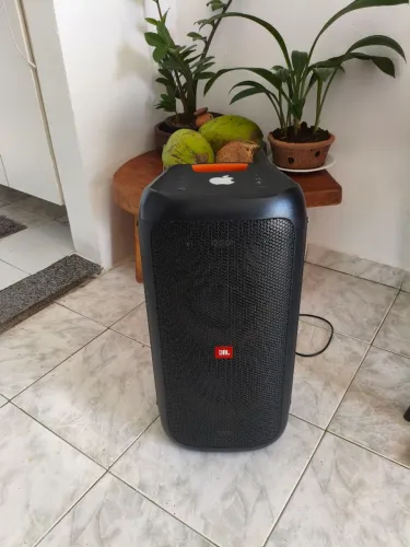 Party box 100 JBL 