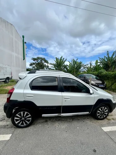Toyota Etios Cross 1.5 Flex 16V 5P Mec. 2017