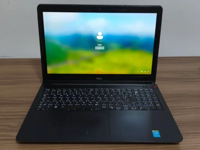 Notebook I7 + 16GB RAM + 1TB + Placa de vídeo AMD