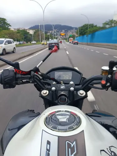 Olá, vendo ou troco minha 250 por outra moto