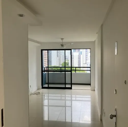 Apartamento decorado- 2/4(suíte)-Pituba