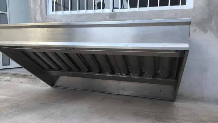 COIFA INDUSTRIAL INOX REFORÇADO COM FILTRO INERCIAL
