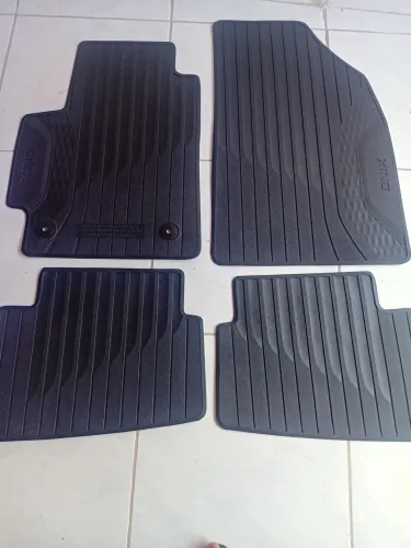 TAPETES ORIGINAL= ONIX PLUS, ONIX PREMIER, ONIX TURBO / FIAT TORO.