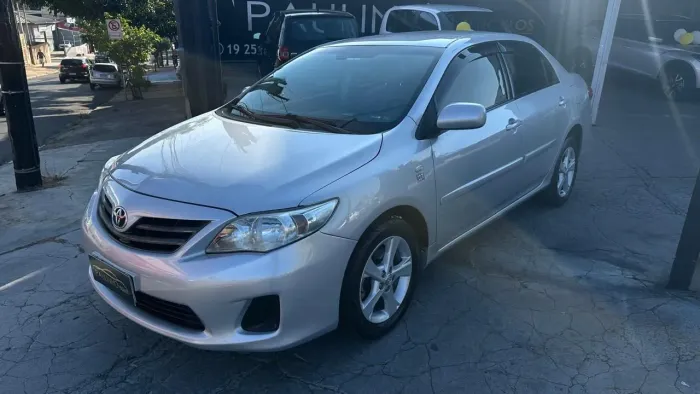 Toyota Corolla GLI 1.8 Flex 16V Mec. 2012
