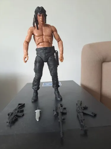 Boneco Rambo. Itens conforme foto