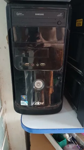 Vende-se gabinete por 30 reais obs: sem tampa
