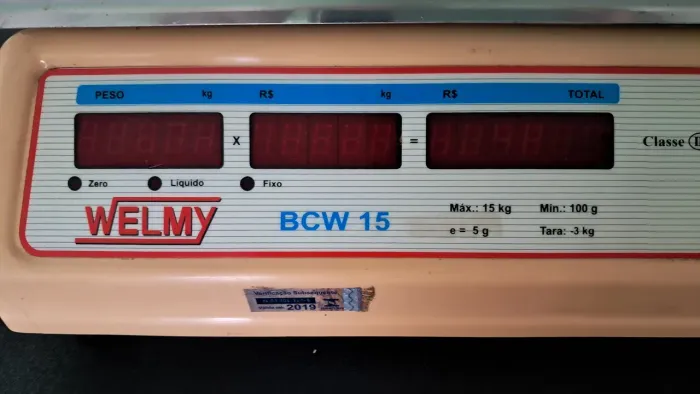 Balança digital Welmy capacidade 15 kg