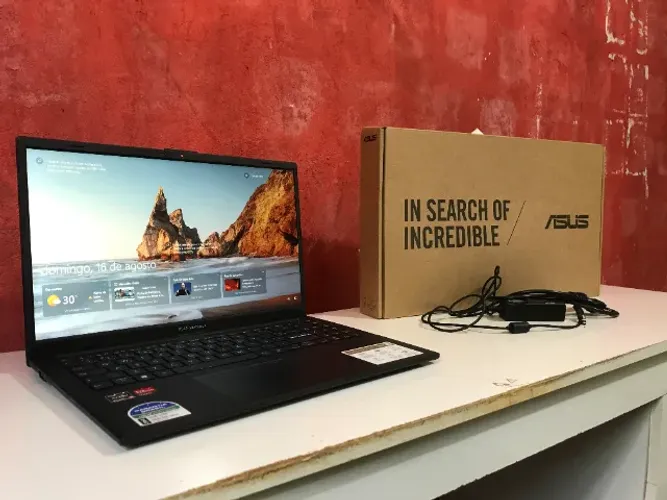 Notebook ASUS Vivobook (Seminovo)