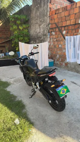 Vendo CB Twister 2024?