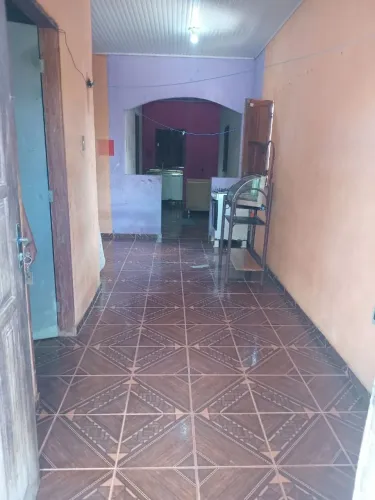 Vende-se casa localizada no Bairro Jorge Teixeira 4 etapa
