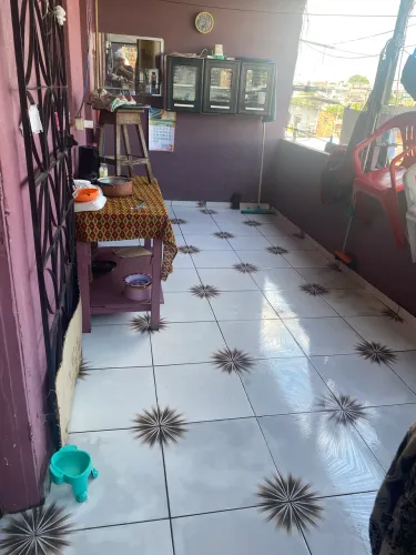 Casa de 3 andares para venda 