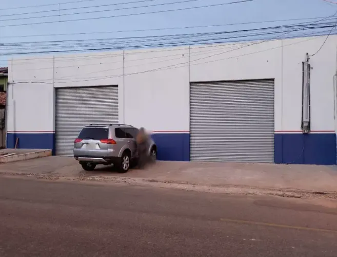 ALUGA-SE GALPÃO LOCALIZADO NA FOLHA 23, NOVA MARABÁ, MARABÁ-PA.