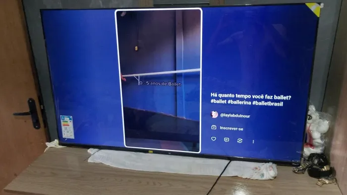 Tv 50 polegadas nova
