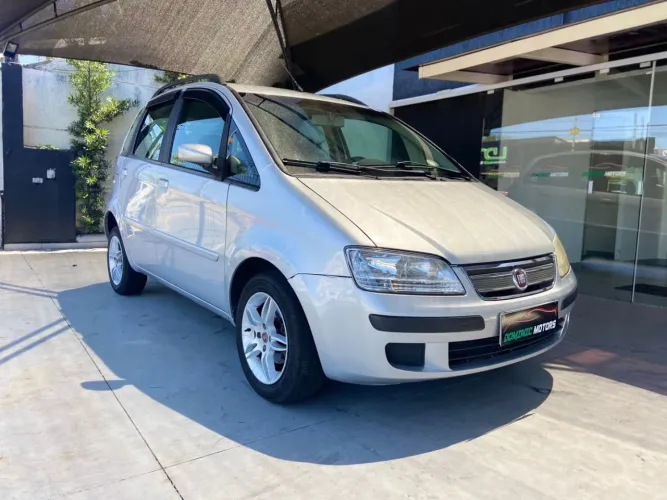 Fiat Idea ELX 1.4 MPI Fire Flex 8V 5P 2010