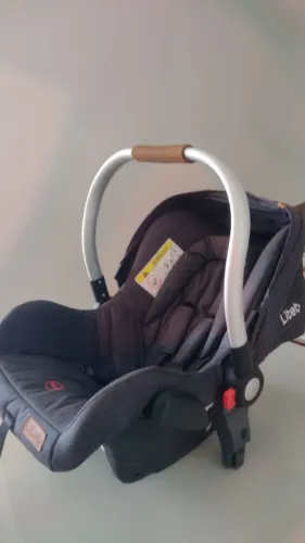 Carrinho de bebê e bebê conforto Litet Rover