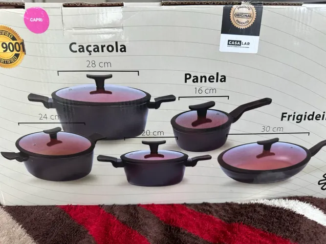 VENDE SE JOGO DE PANELAS LINHA CAPRI, NOVAS NA CAIXA!