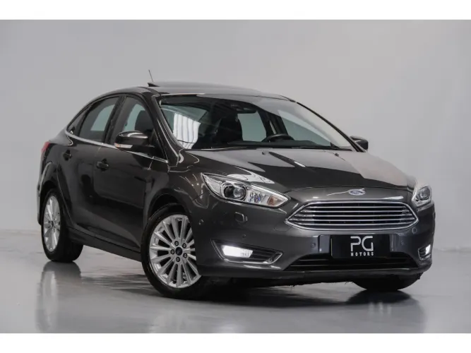 Ford Focus Titanium 2.0 16V Flex 5P Mec. 2018