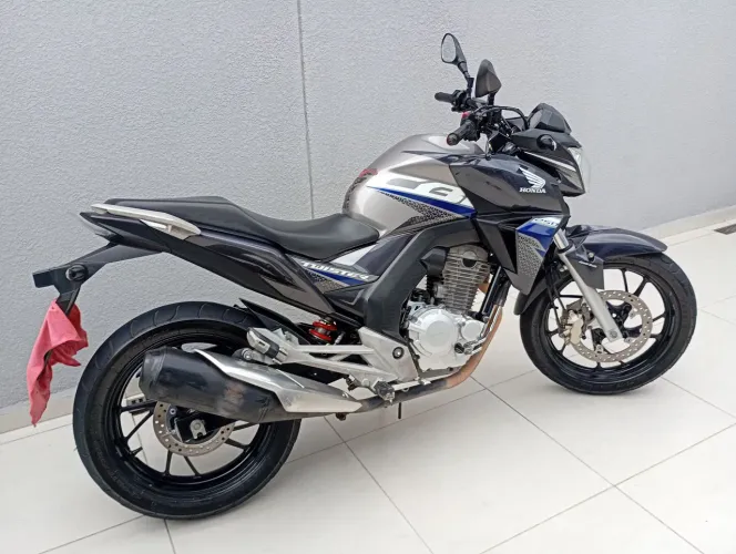 CB 250F Twister. Aceito troca.