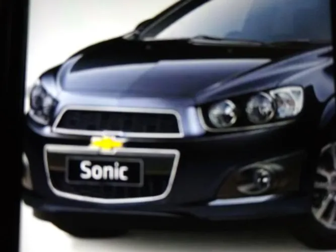 Chevrolet Sonic 14 para retirada de peças