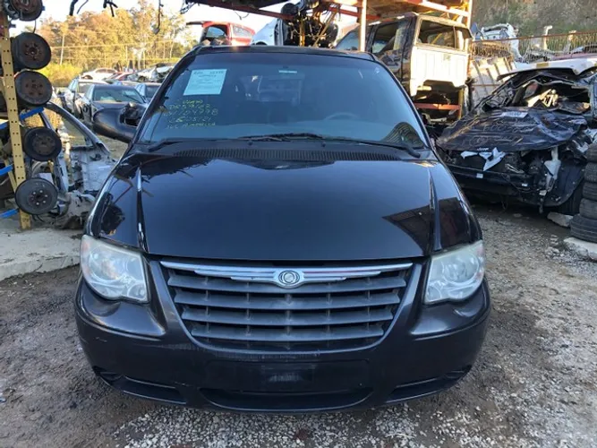 Gran caravan 2008 3.3 vendido em peças 