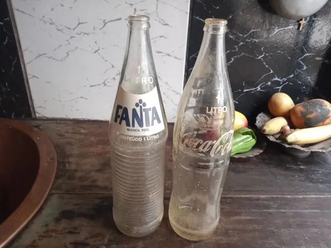 Garrafa coca cola fanta antiga 
