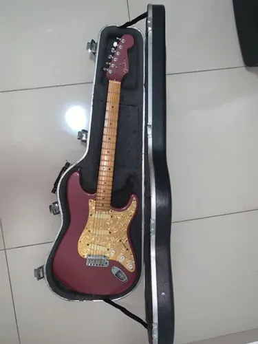 Guitarra Fender Americana Special Edition
